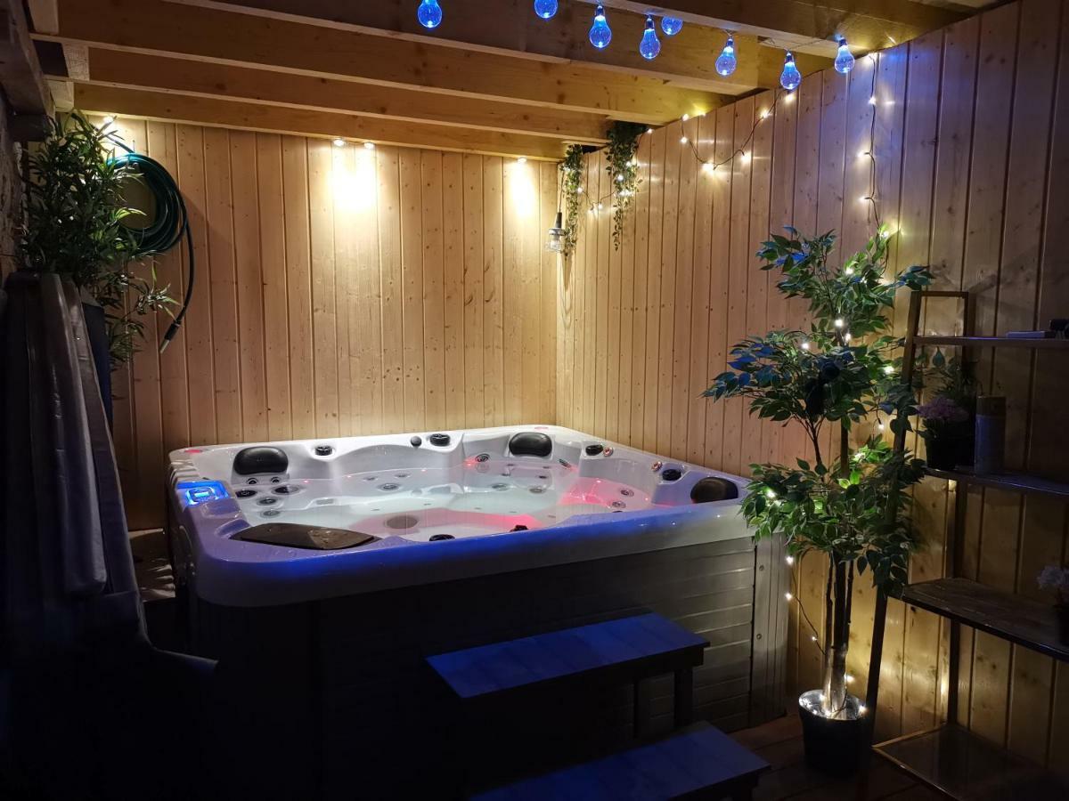 Domaine Lvd Avec Spa, Bois Et Riviere Privee La Bloutiere Экстерьер фото