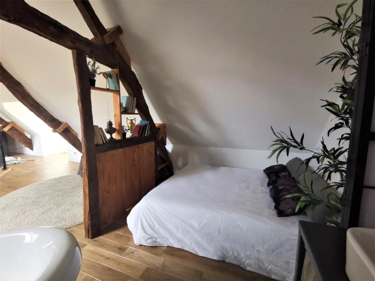 Domaine Lvd Avec Spa, Bois Et Riviere Privee La Bloutiere Экстерьер фото
